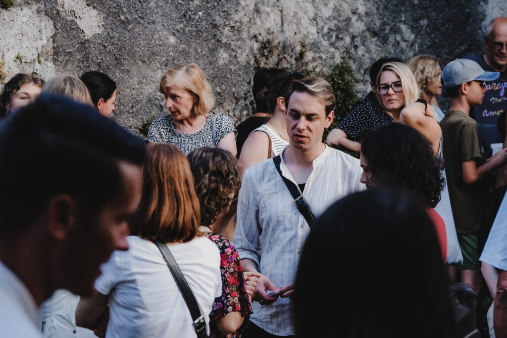 Razprodana kranjska premiera filma Kaj ti je deklica 1 DSCF6687