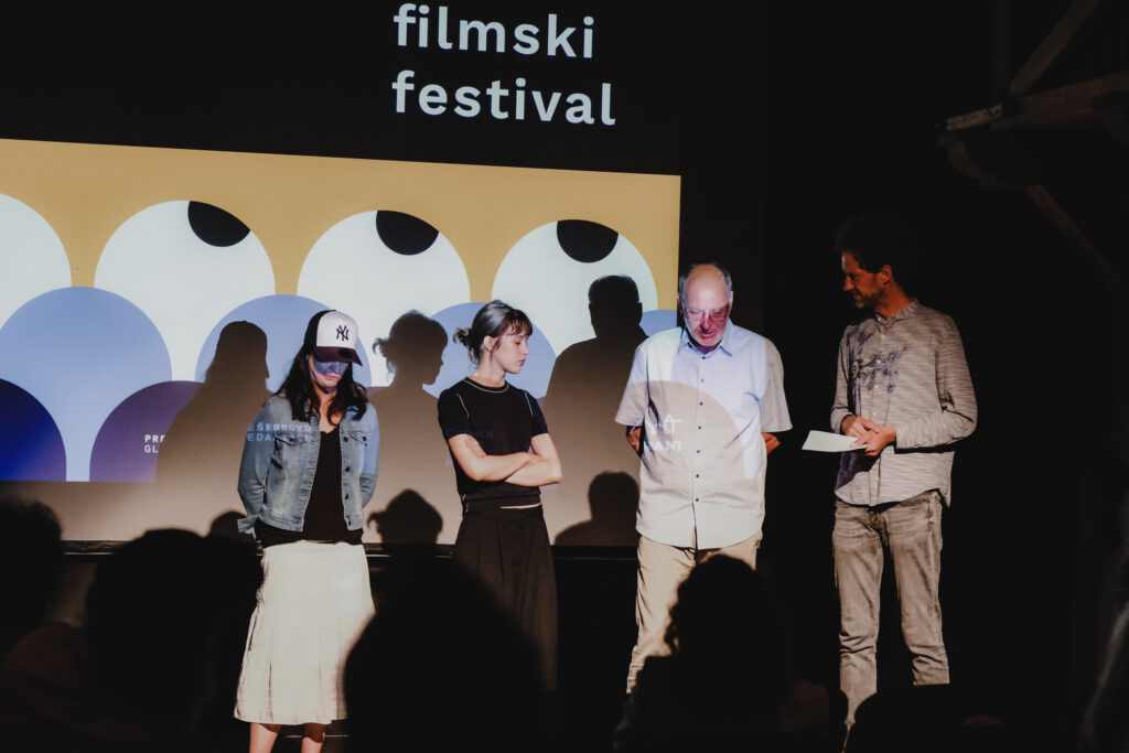 Razprodana kranjska premiera filma Kaj ti je deklica 8 DSCF7008